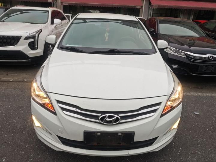 Verna 2016 1.4L AT Smart GLS photo 2