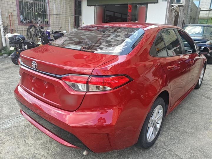 Levin 2021 185T CVT Luxury photo 6