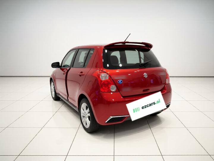 Swift 2013 1.5L AT Standard photo 4