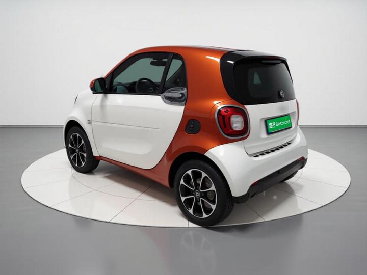 fortwo 2015 1.0L 52 Coupe photo 4