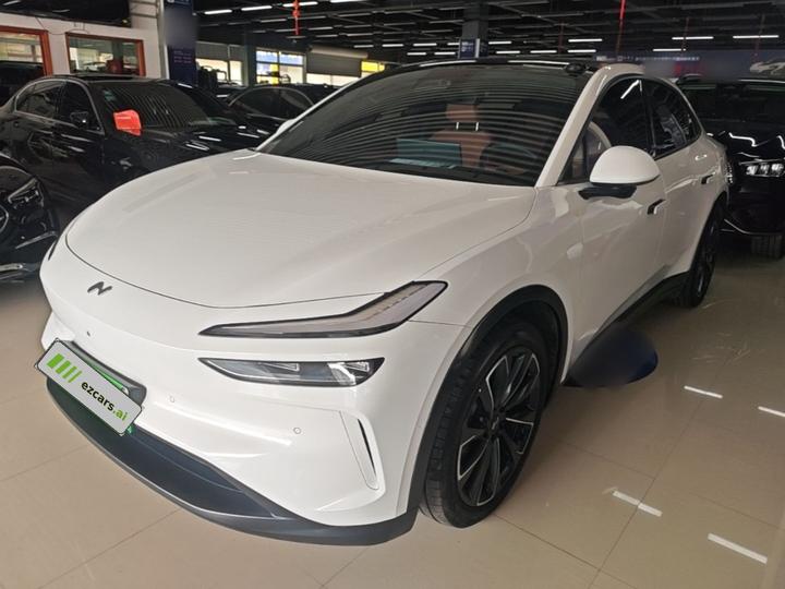 L60 2024 60kWh AWD