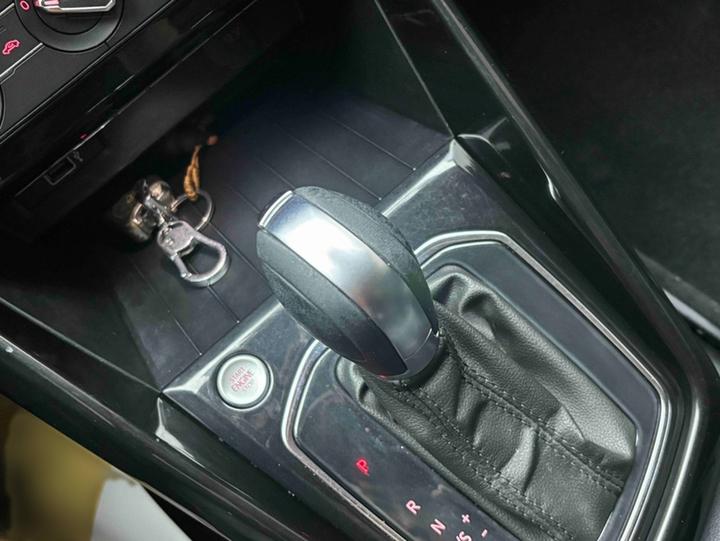 VS5 2021 280TSI AT photo 6