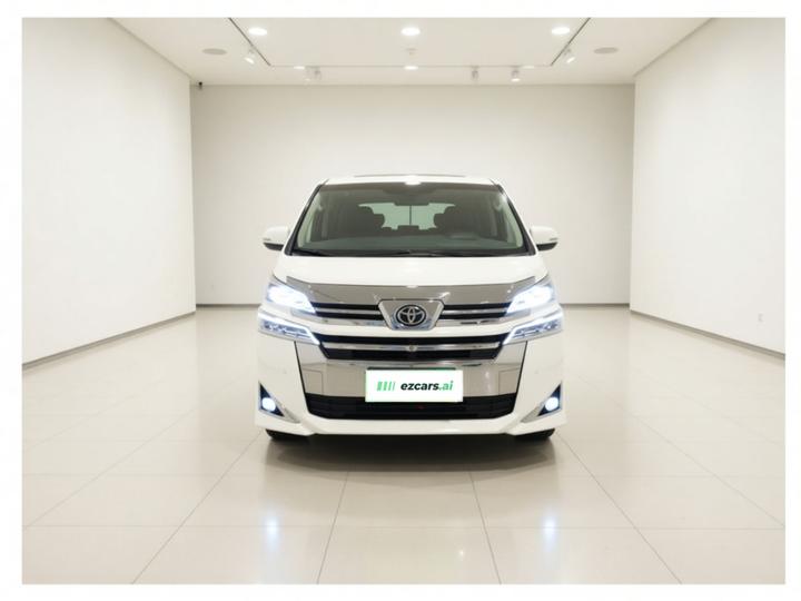 2019 Hybrid 2.5L HV Luxury photo 2