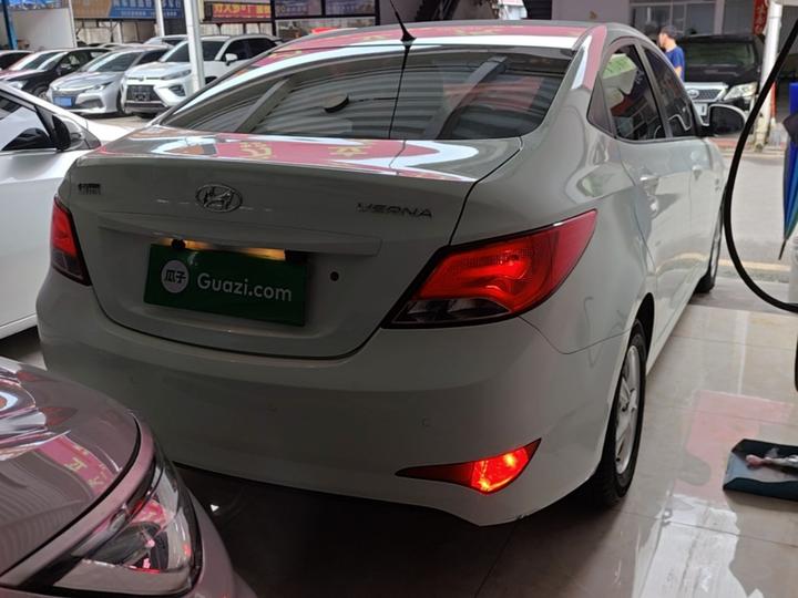 Verna 2014 1.4L AT Smart GLS photo 4