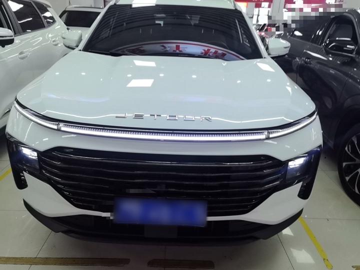 X70 PLUS 2025 1.5T Elite 5-Seater photo 2