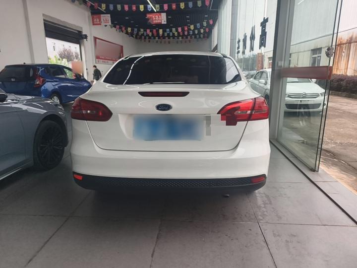 Focus 2017 Sedan 1.6L AT Comfort photo 5