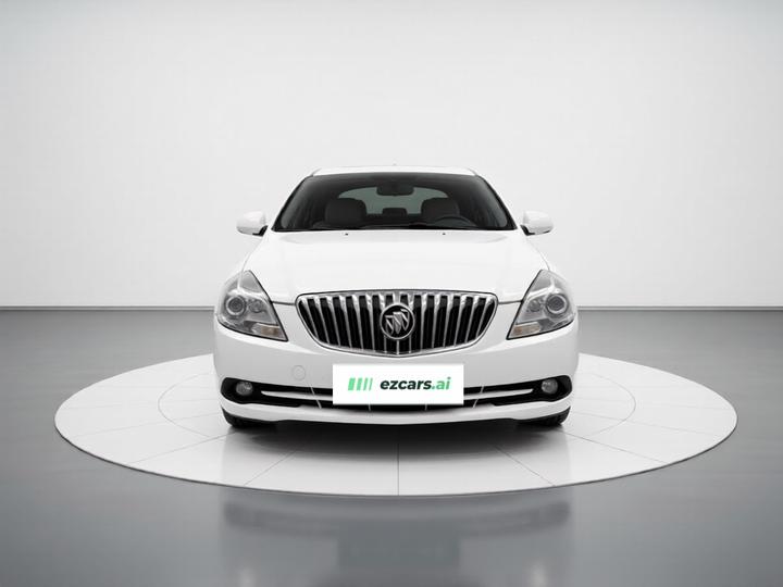 Excelle 2013 1.5L AT Classic photo 2