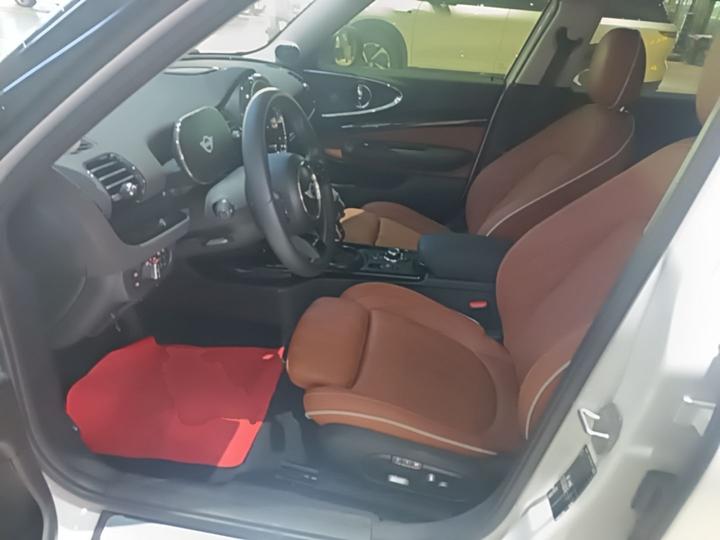 Clubman 2023 Facelift 1.5T COOPER photo 8