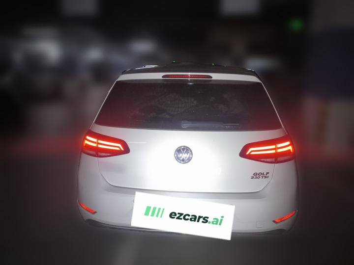 Golf 2018 230TSI AT Comfort photo 5