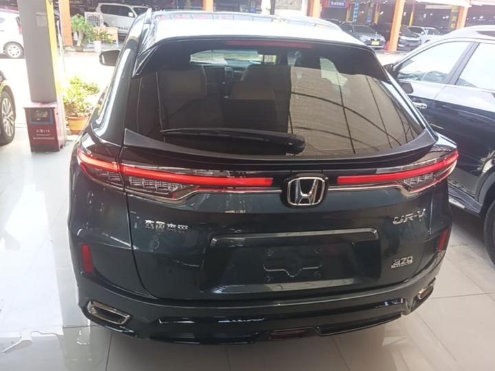 UR-V 2020 370TURBO RWD photo 3