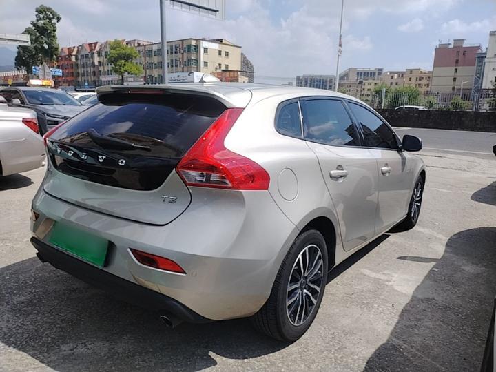 V40 2018 T3 photo 6