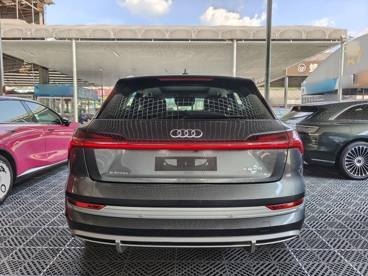 e-tron 2021 50 quattro photo 3