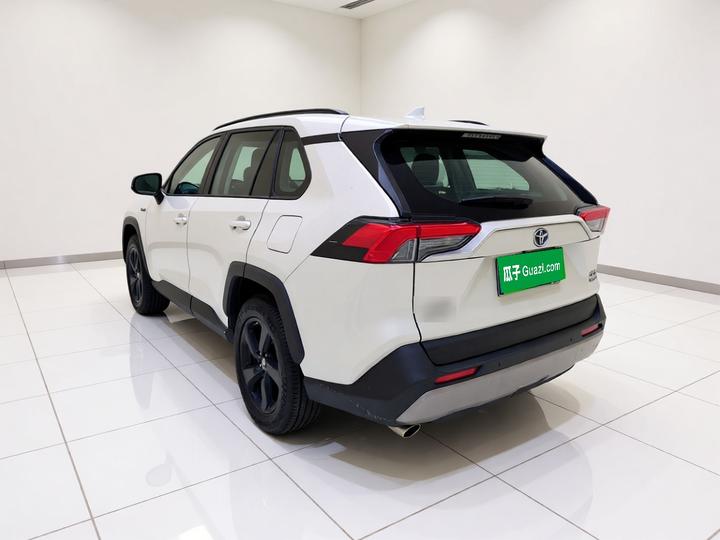 RAV4 2020 Hybrid 2.5L E-CVT AWD Flagship photo 4