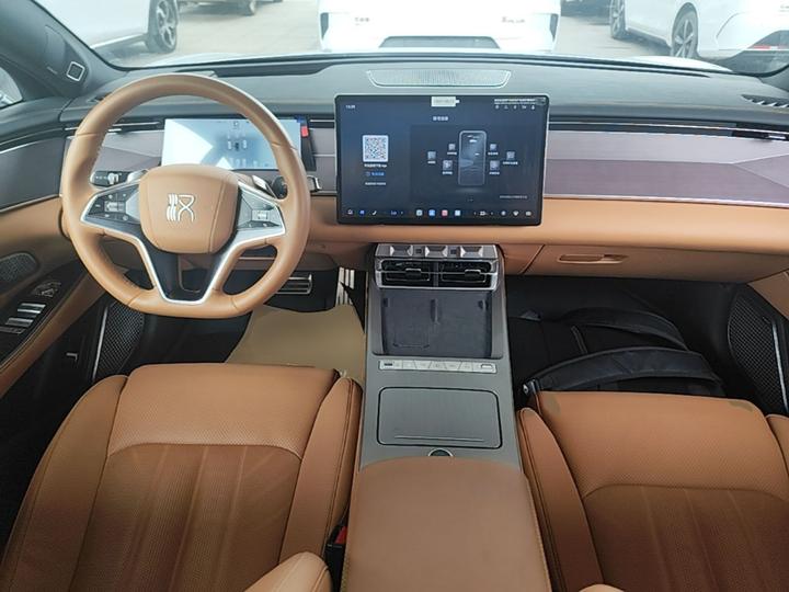 Han L 2025 EV AWD LiDAR Flagship photo 2