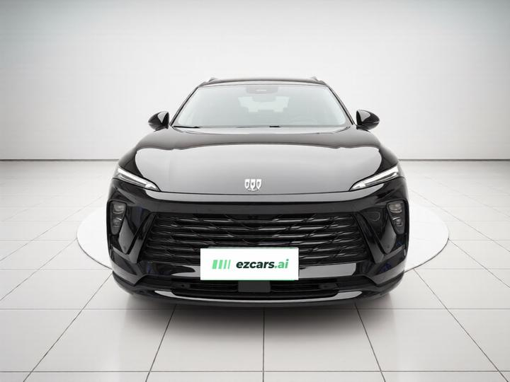 2024 Envision Plus 28T RWD Exclusive photo 2