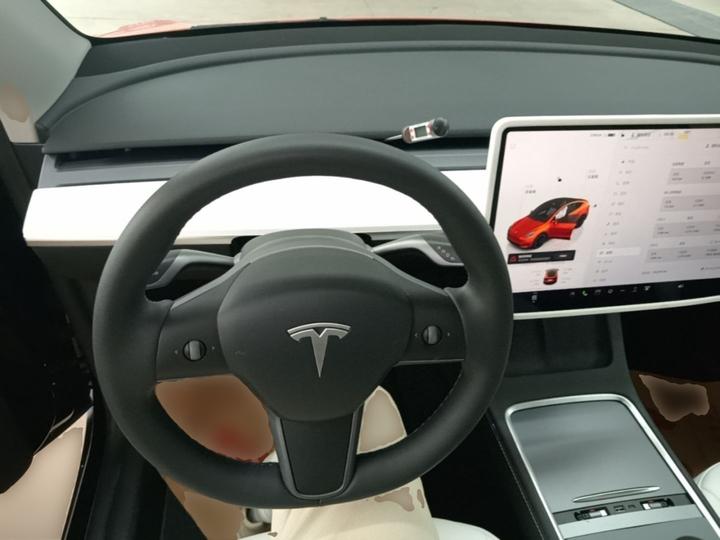 Model Y 2023 Performance AWD photo 6