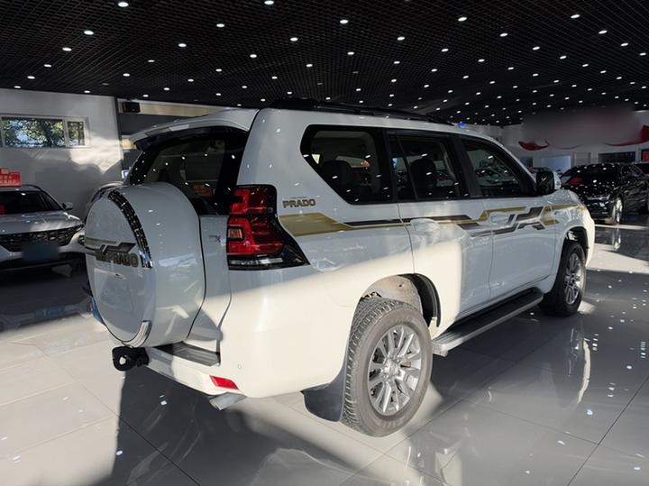 Prado 2018 3.5L AT TX-L photo 6