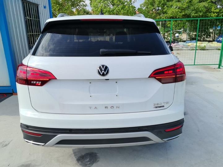 Tayron 2022 380TSI AWD Luxury Connected Pro photo 3
