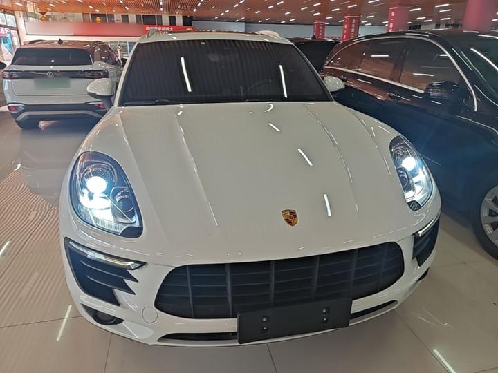 2017 Macan S 3.0T photo 2