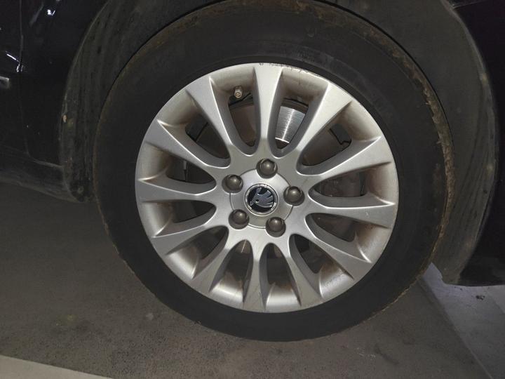 Superb 2013 1.8TSI MT photo 8