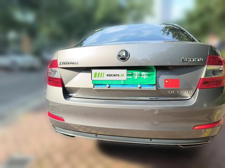 Octavia 2016 1.6L AT photo 5