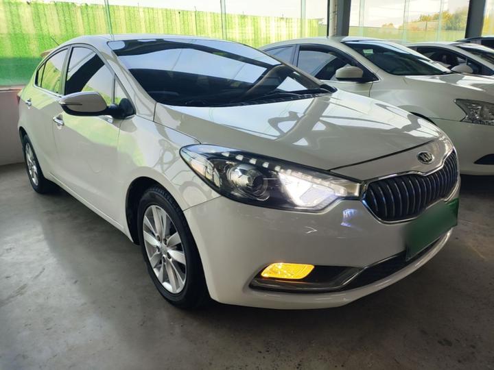 K3 2015 1.6L AT DLX photo 3