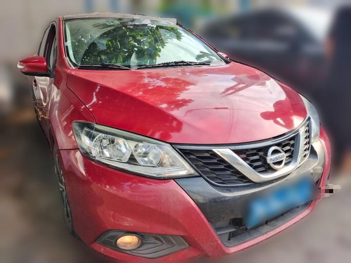 Tiida 2016 1.6L CVT photo 3