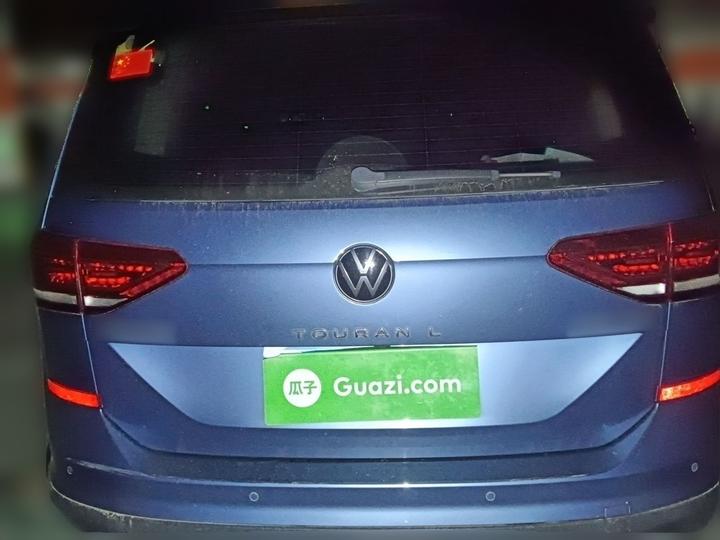 2021 L 280TSI DSG 7-Seater photo 5