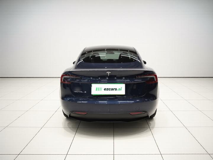 Model 3 2023 RWD photo 5