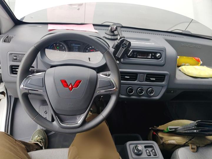 Wuling 2025 400km Bus Comfort photo 5