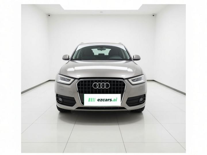 Q3 2015 35 TFSI Comfort photo 2