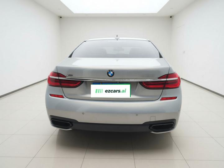 7 Series 2017 740Li xDrive photo 5