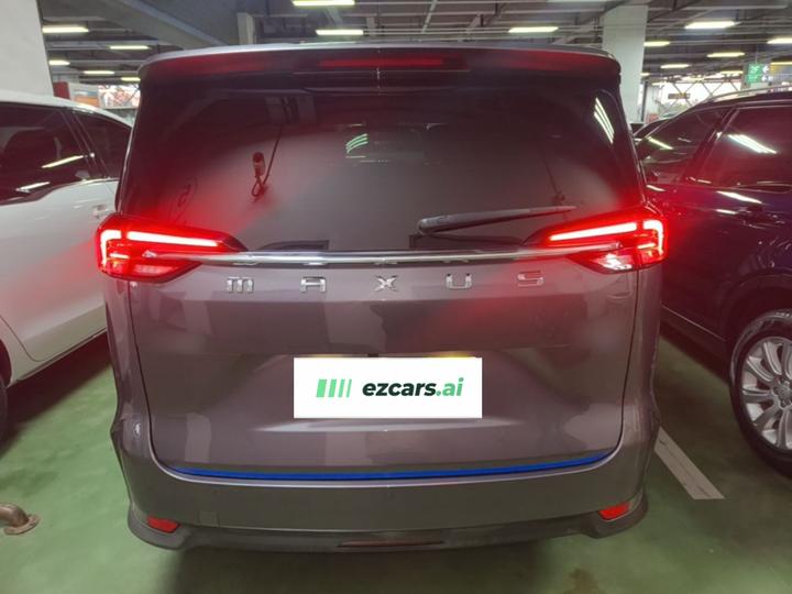 MAXUS EUNIQ 5 2020 1.3T PLUG IN Luxury photo 3