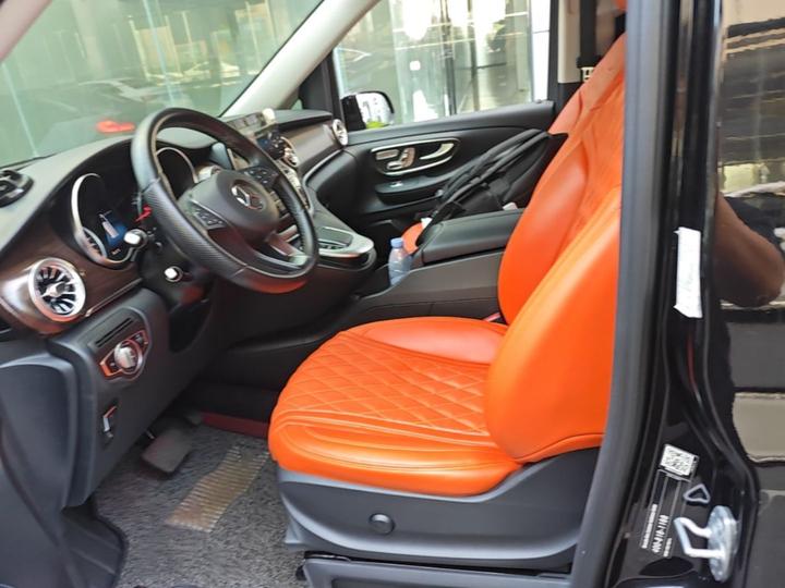 V-Class 2020 V 260 Pilot photo 7