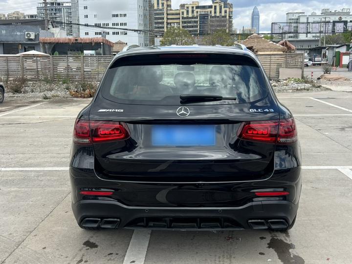 GLC 2020 Facelift GLC 260 L 4MATIC Luxury photo 4