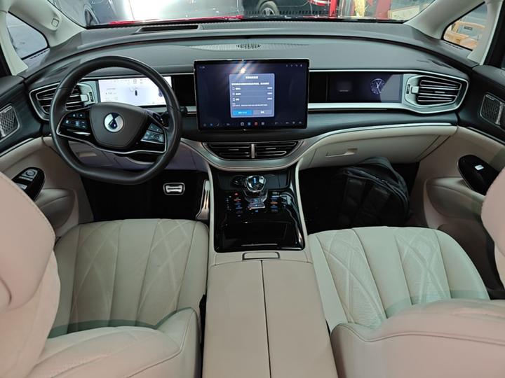 D9 2025 DM-i ADAS 1020 AWD Flagship photo 5