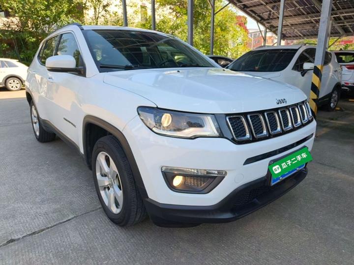 Compass 2017 200T AT photo 3