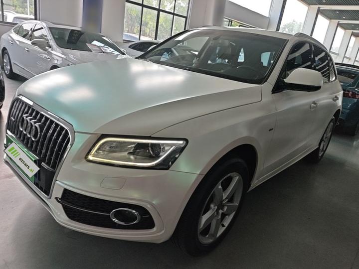 Q5 2017 Plus 40 TFSI Tech