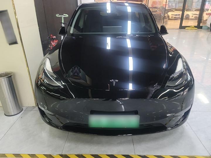 Model Y 2021 Standard Range RWD photo 2