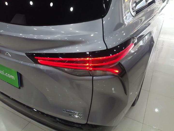 Sienna 2024 2.5L Hybrid Premium photo 7