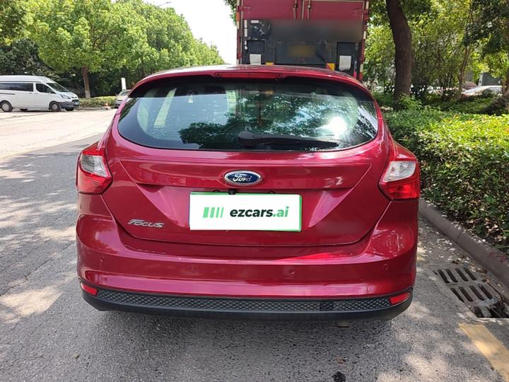 Focus 2012 Hatchback 1.6L AT Comfort photo 3