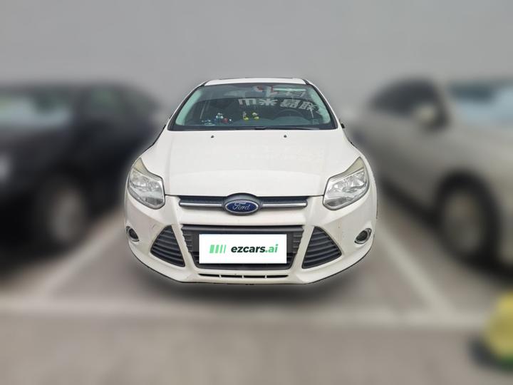 Focus 2012 Sedan 1.6L AT photo 2