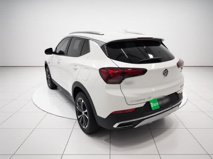 GX 2022 332T CVT RWD Luxury photo 4