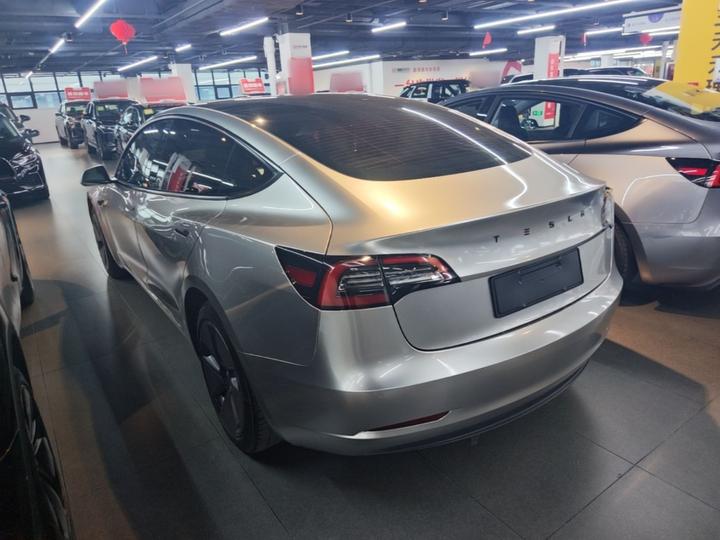 Model 3 2022 RWD photo 4