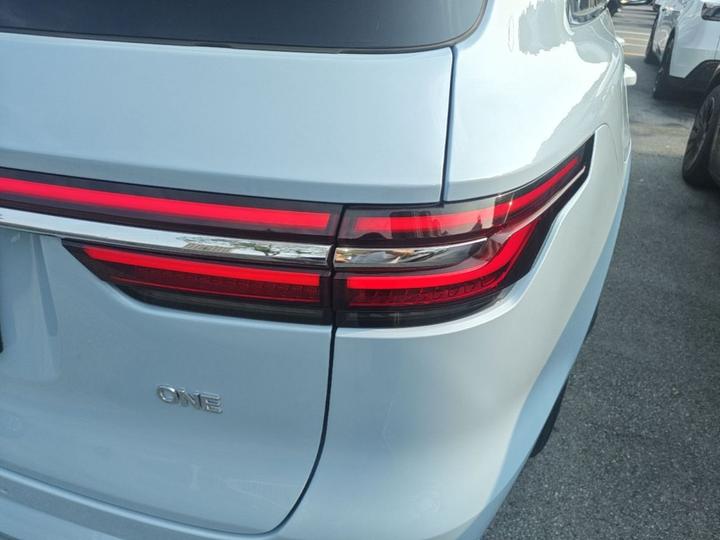 Li Auto ONE 2021 EREV 6-Seater photo 7