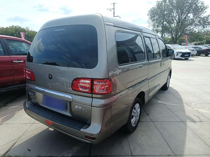 Lingzhi 2023 M5L 1.6L 7-Seater photo 4