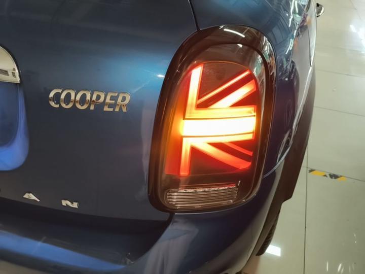 2017 1.5T COOPER ALL4 photo 7