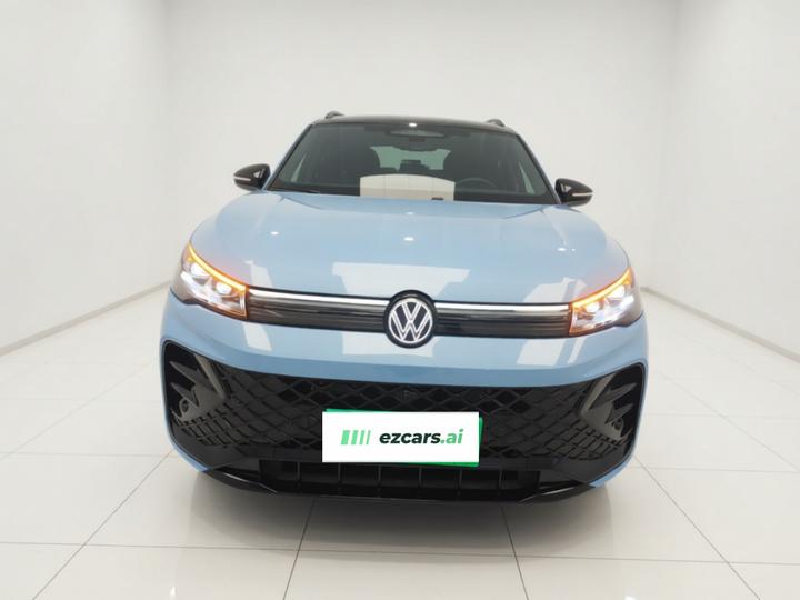 Tiguan L 2026 PRO 380TSI AWD R-Line Smart Premium photo 2