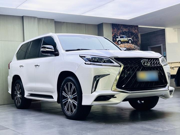 LX 2019 570 Special photo 3