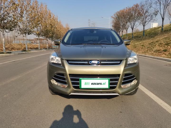 Kuga 2015 1.5L GTDi RWD photo 2